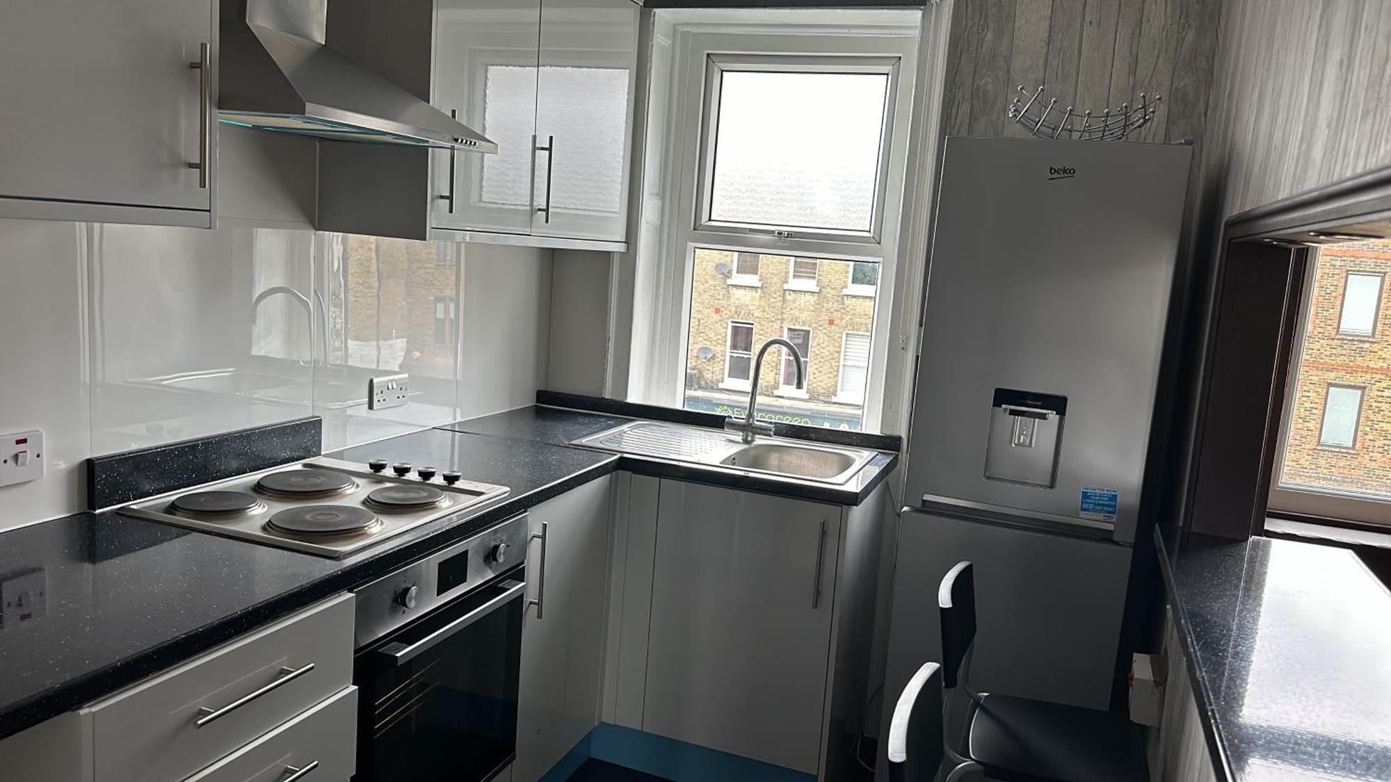 First Floor One Bed Apartment In Central West London Exterior photo